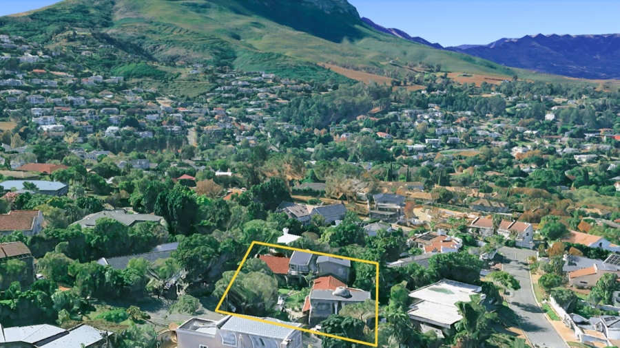 9 Bedroom Property for Sale in Montclair Western Cape